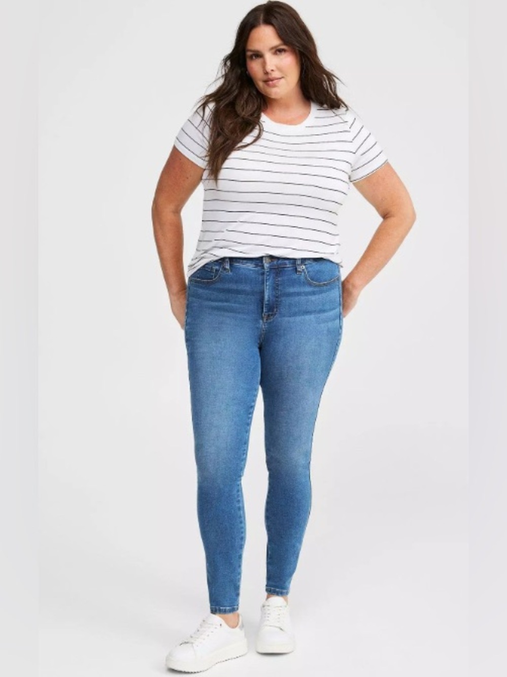 Torrid Plus High-Rise Skinny Jeans in Medium Blue